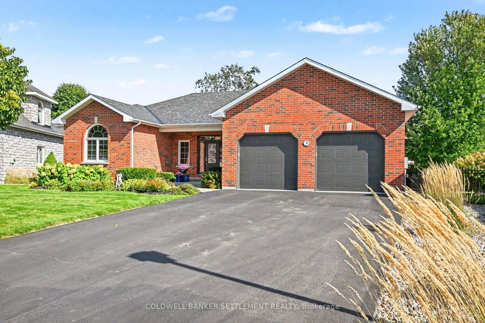 8-taggart-crescent-perth-ontario-x13786656