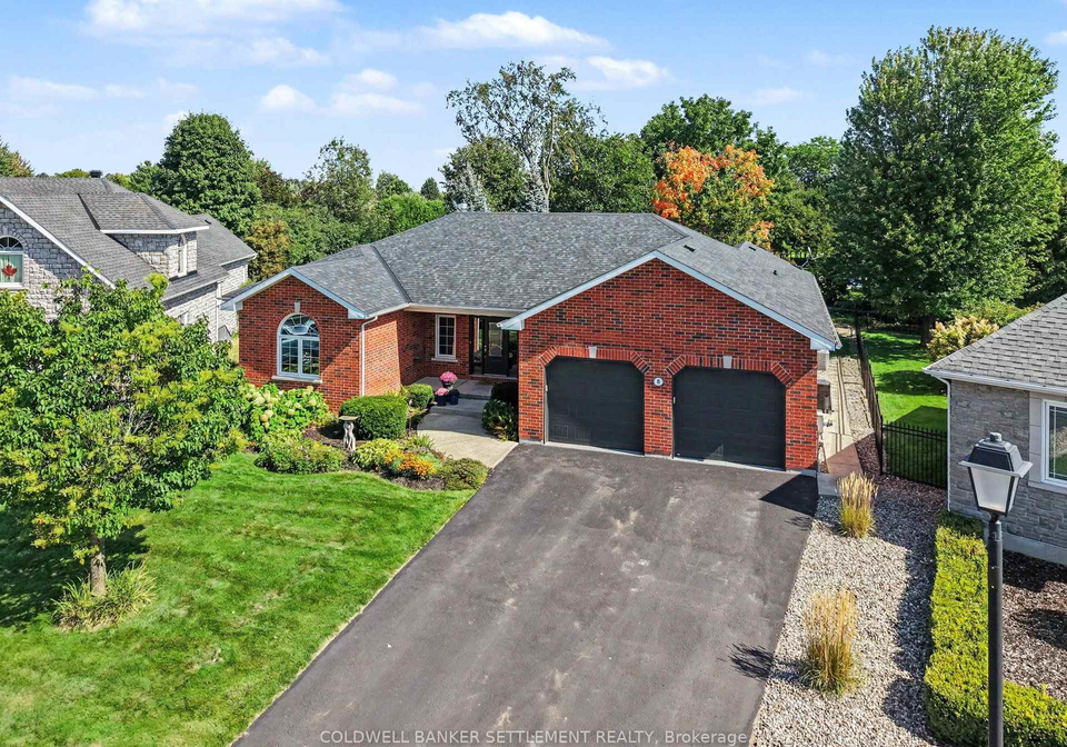 8-taggart-crescent-perth-ontario-x13786656