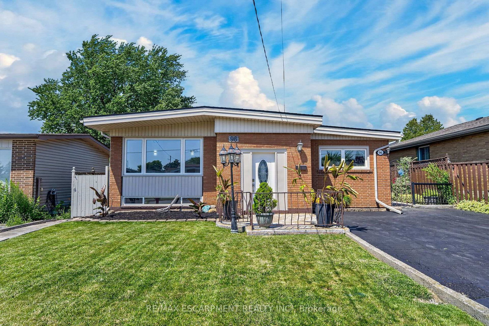96-fielding-crescent-hamilton-ontario-x13786668