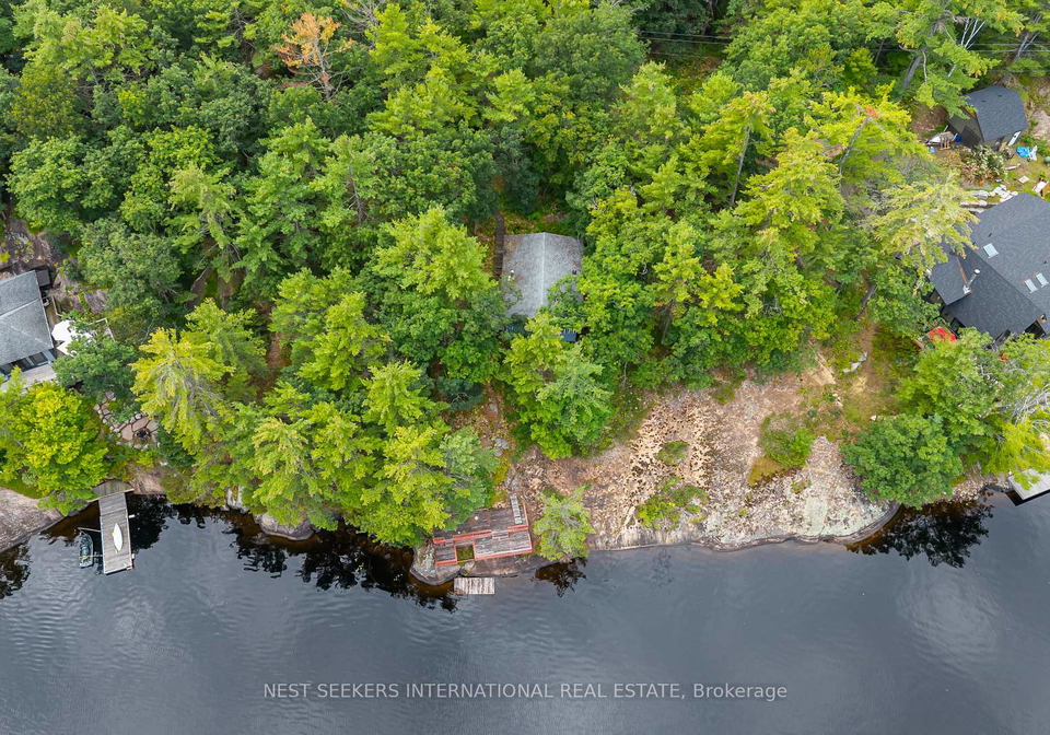 1327-1329-woodland-drive-gravenhurst-ontario-x13786740