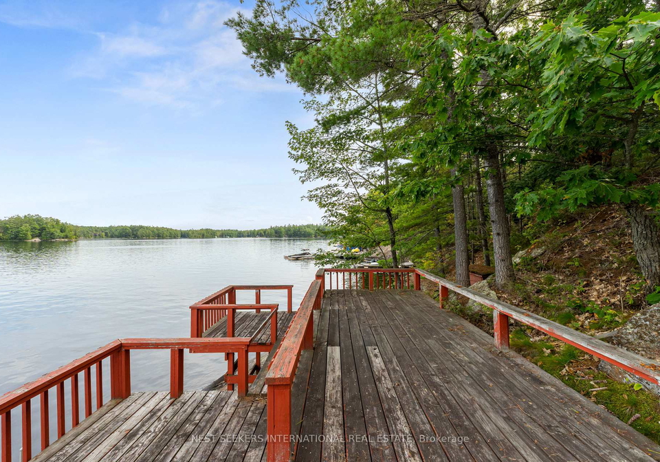 1327-1329-woodland-drive-gravenhurst-ontario-x13786740