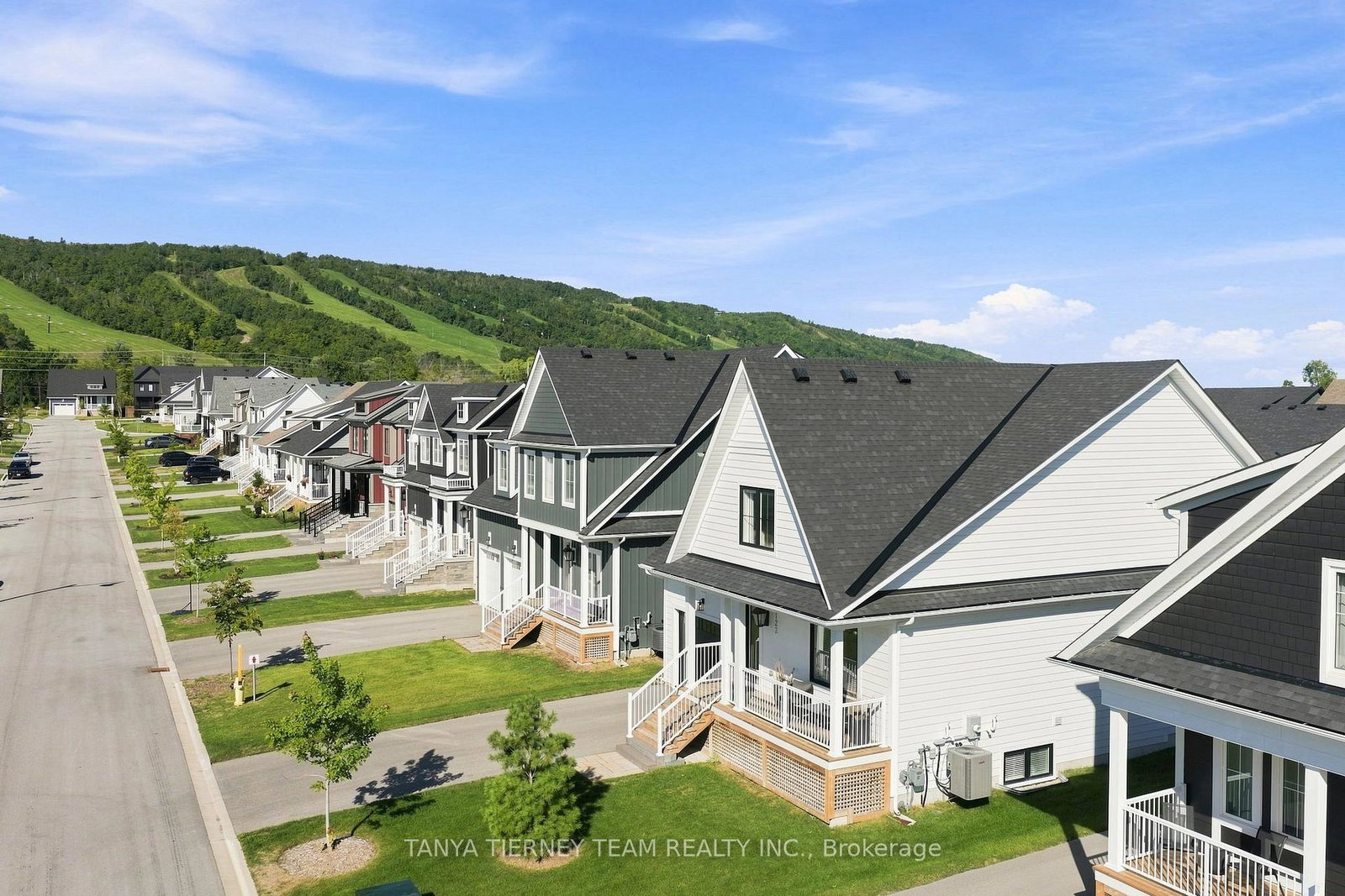 122-courtland-street-blue-mountains-ontario-x13786836