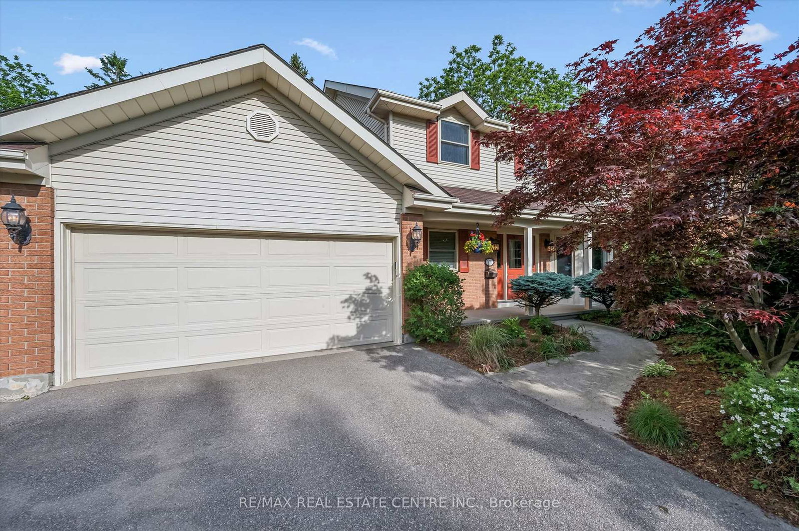 21-tinatawa-court-kitchener-ontario-x13786860