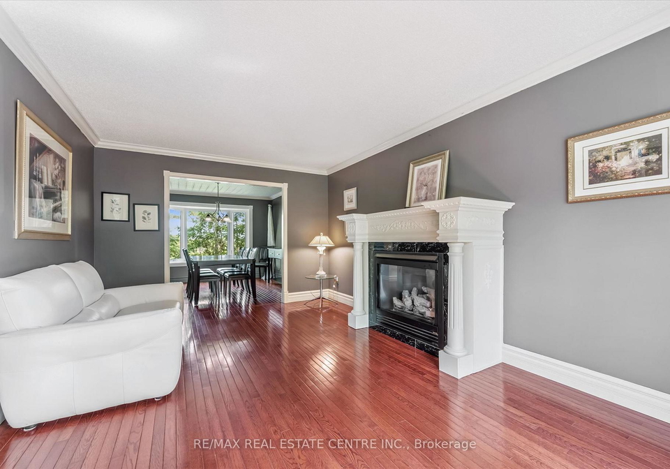 21-tinatawa-court-kitchener-ontario-x13786860
