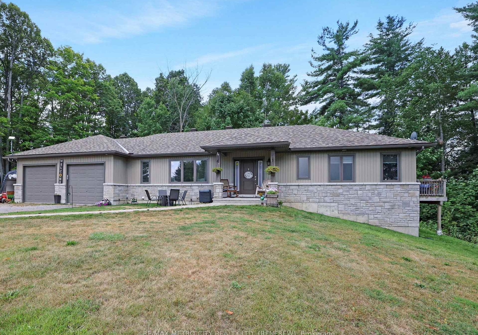 2457-burnstown-road-mcnabbraeside-ontario-x13787028