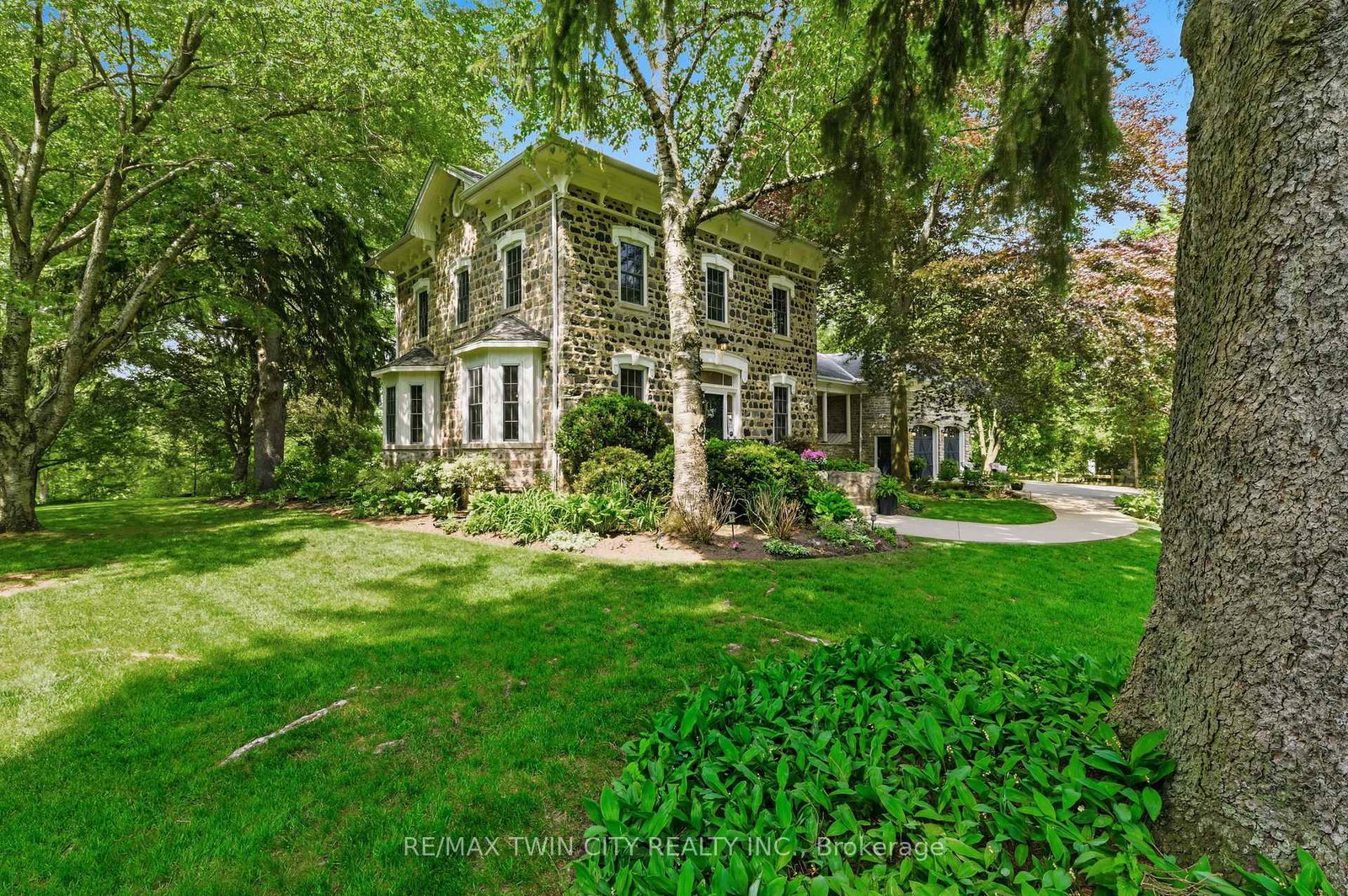 25-dunbar-street-brant-ontario-x13787162