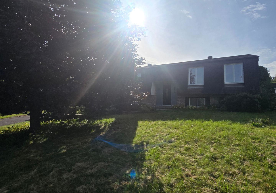 14-langholm-crescent-ottawa-ontario-x13787222