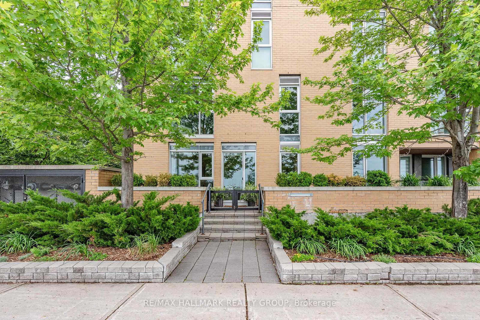 200-lett-street-ottawa-ontario-x13787302
