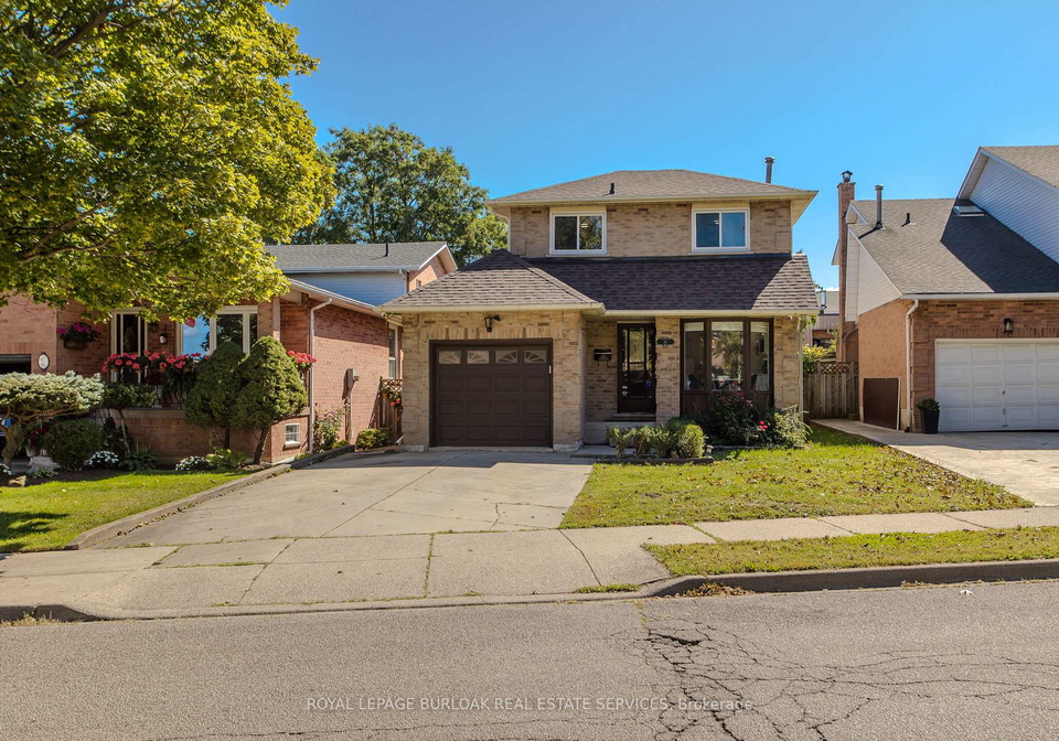 14-ellington-avenue-hamilton-ontario-x13787506