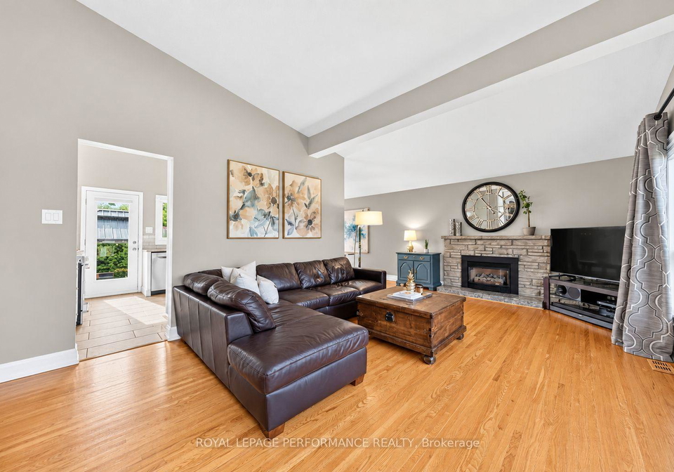 12-dexter-drive-ottawa-ontario-x13787642