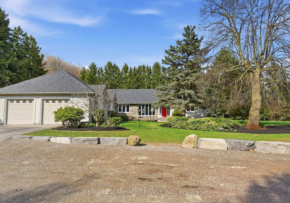 19-concession-5-e-hamilton-ontario-x13788270