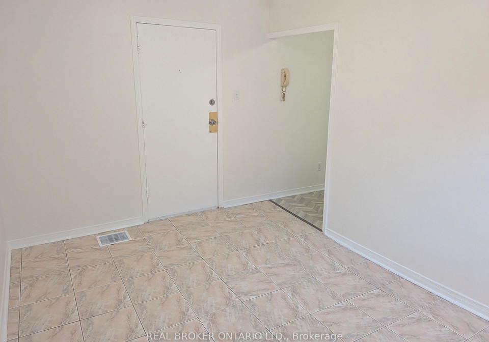 2barton-street-e-hamilton-ontario-x13788298