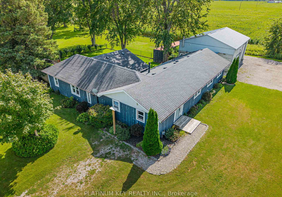 2731-longwoods-road-southwest-middlesex-ontario-x13788660