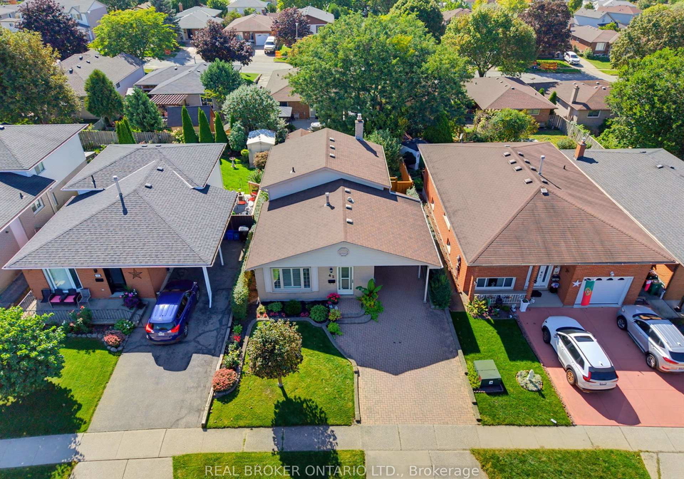 42-parker-drive-cambridge-ontario-x13788770