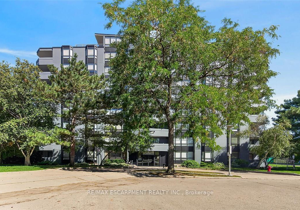 6-village-green-boulevard-hamilton-ontario-x13788842