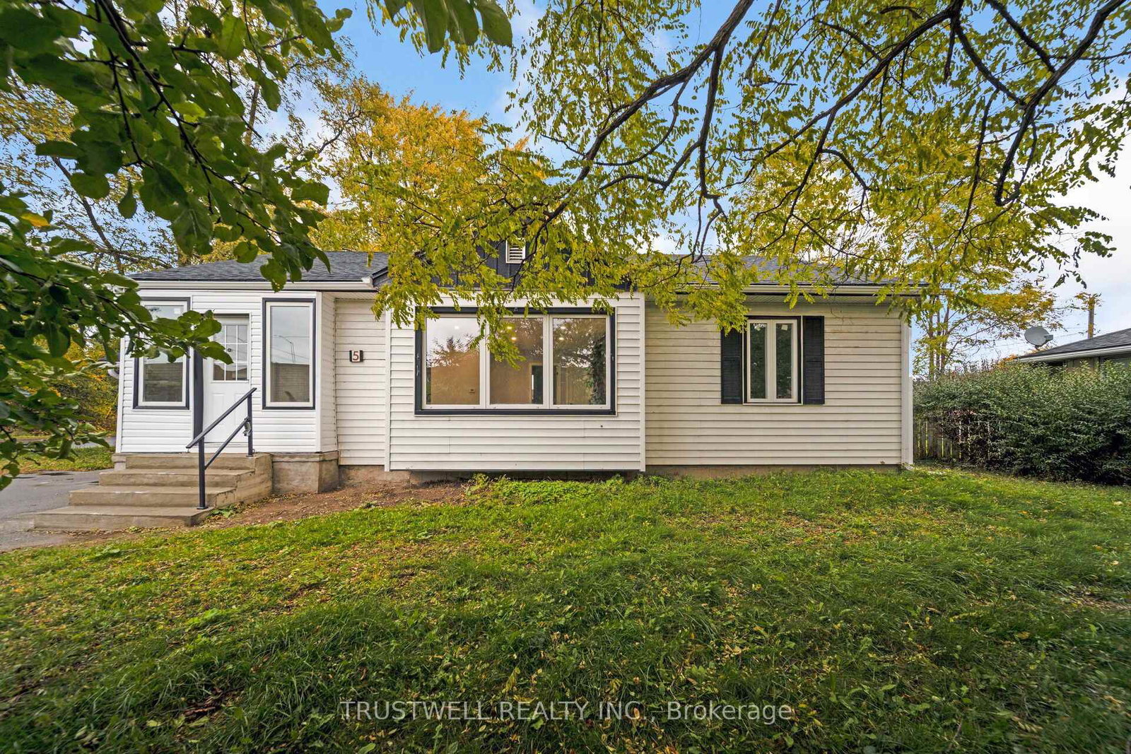 5-meadowvale-drive-st-catharines-ontario-x13788894