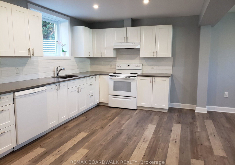 15b-dowdall-crescent-ottawa-ontario-x13788972