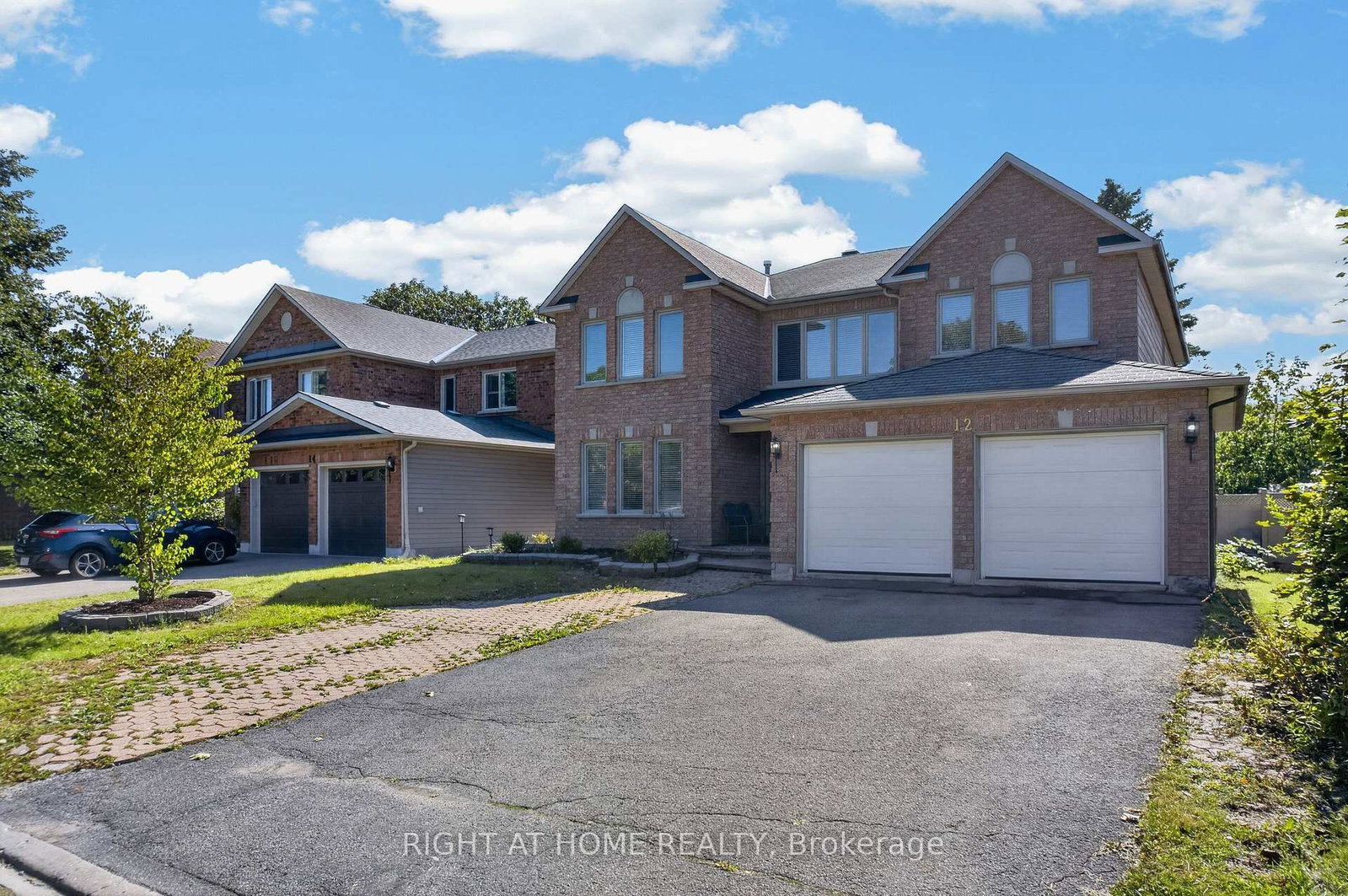 12-baslaw-drive-ottawa-ontario-x13789224