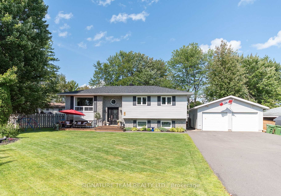 21-lisa-crescent-petawawa-ontario-x13789354