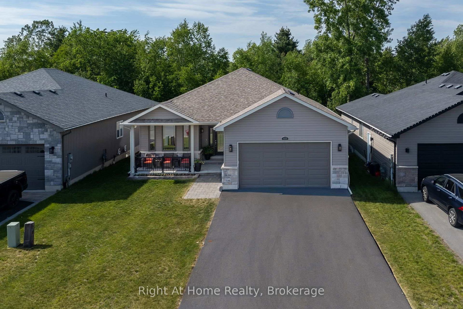 40-birchmount-street-quinte-west-ontario-x13789474