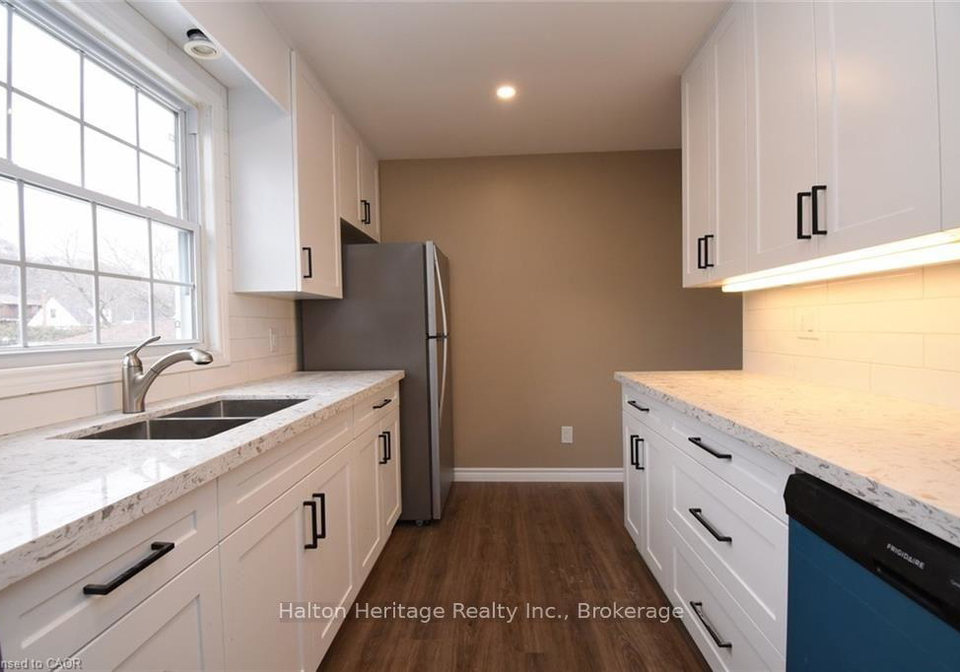 342-rosedale-avenue-hamilton-ontario-x13789572