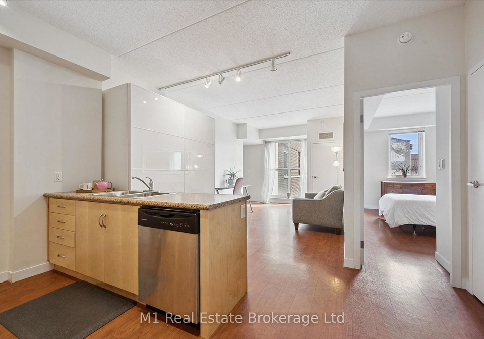 5-gordon-street-guelph-ontario-x13789616