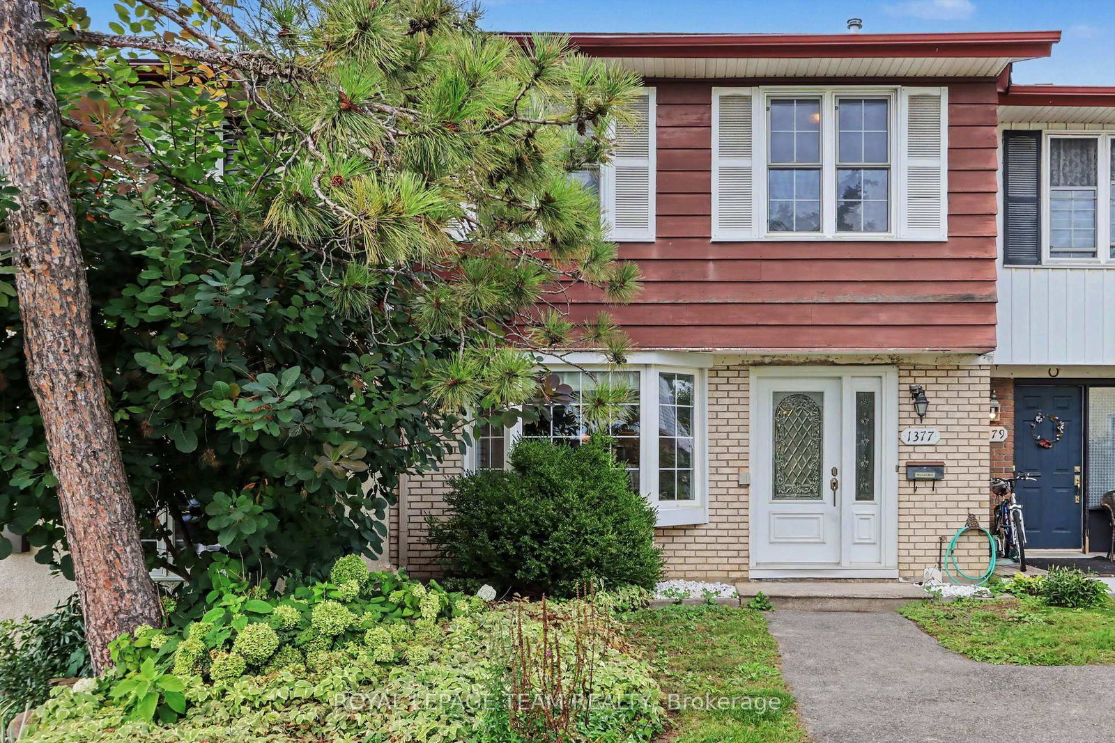 1377-guthrie-street-ottawa-ontario-x13789620