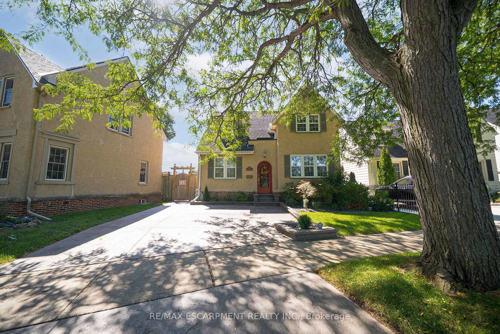 48-lincoln-avenue-brantford-ontario-x13789728