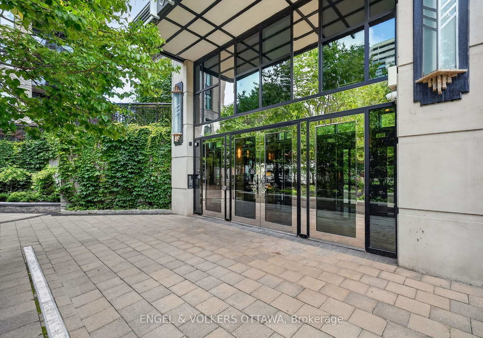 245-kent-street-ottawa-ontario-x13789772