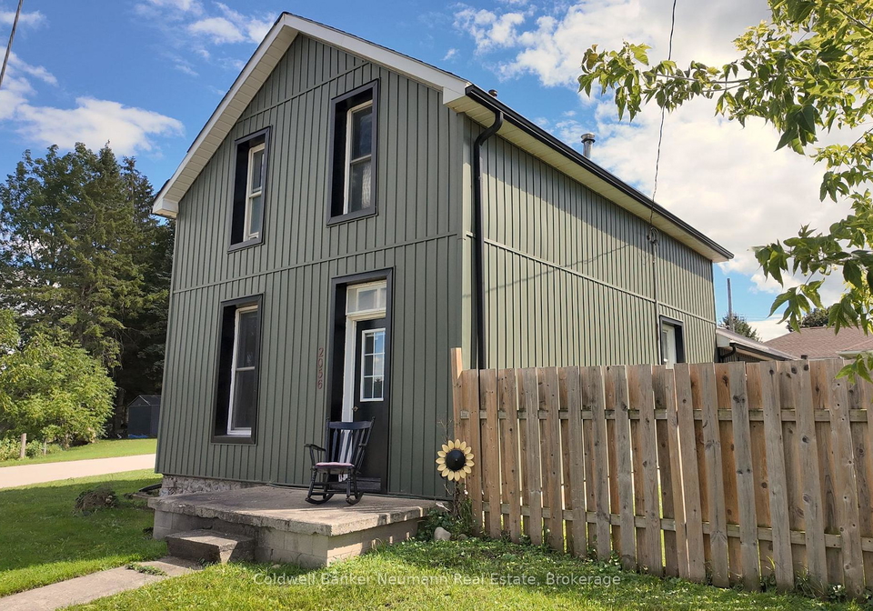 2056-mill-street-e-howick-ontario-x13789860
