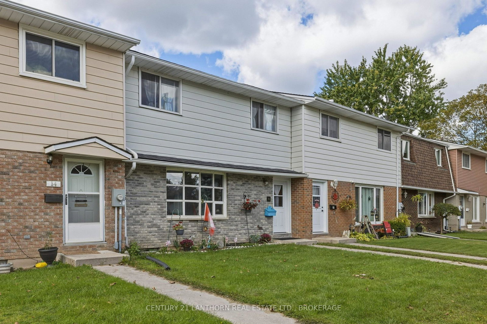 16-winchester-drive-greater-napanee-ontario-x13789928