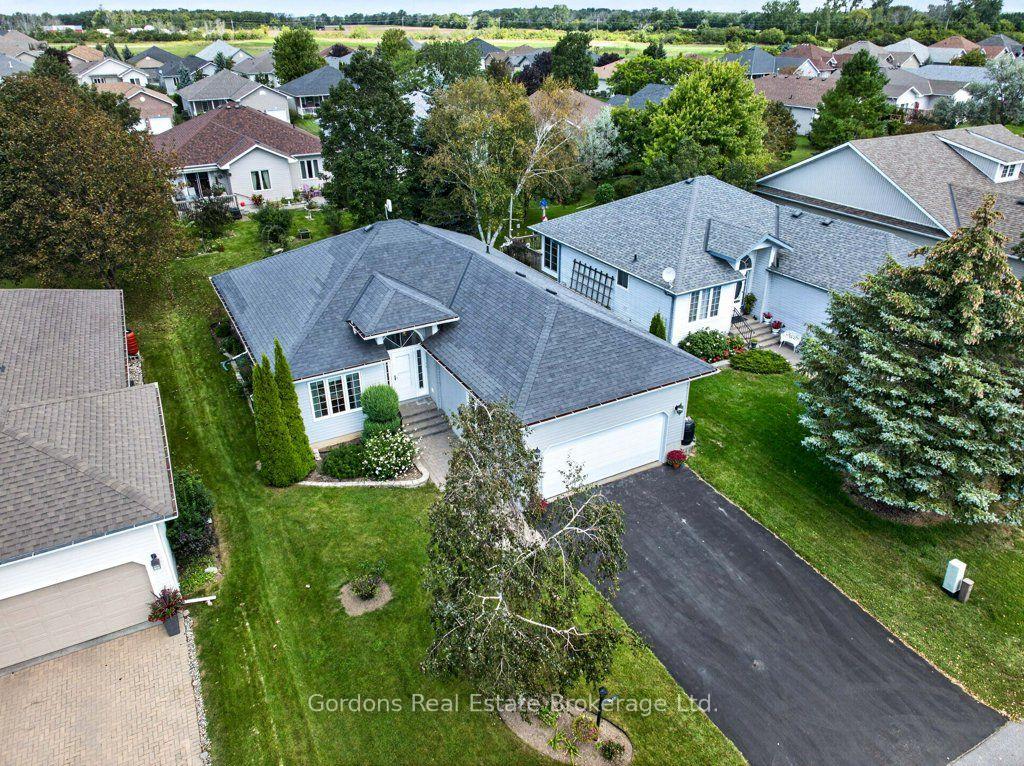39-elmdale-drive-prince-edward-county-ontario-x13789972