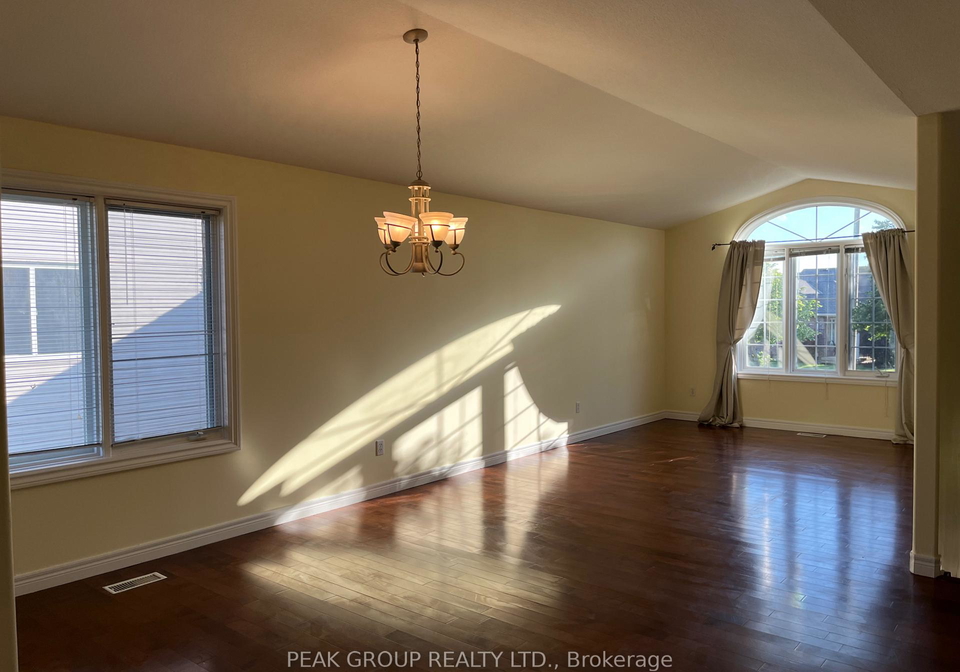 4418-connell-avenue-niagara-falls-ontario-x13790178