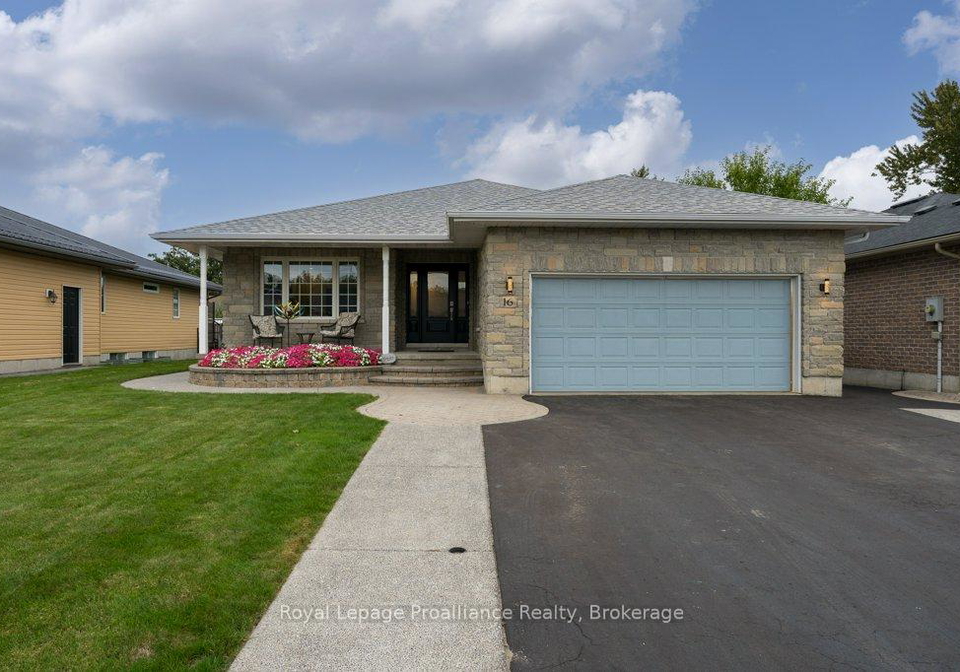 16-forest-valley-drive-quinte-west-ontario-x13790314