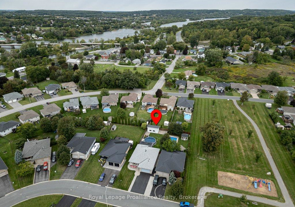 16-forest-valley-drive-quinte-west-ontario-x13790314