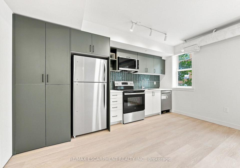 325-james-street-s-hamilton-ontario-x13790334