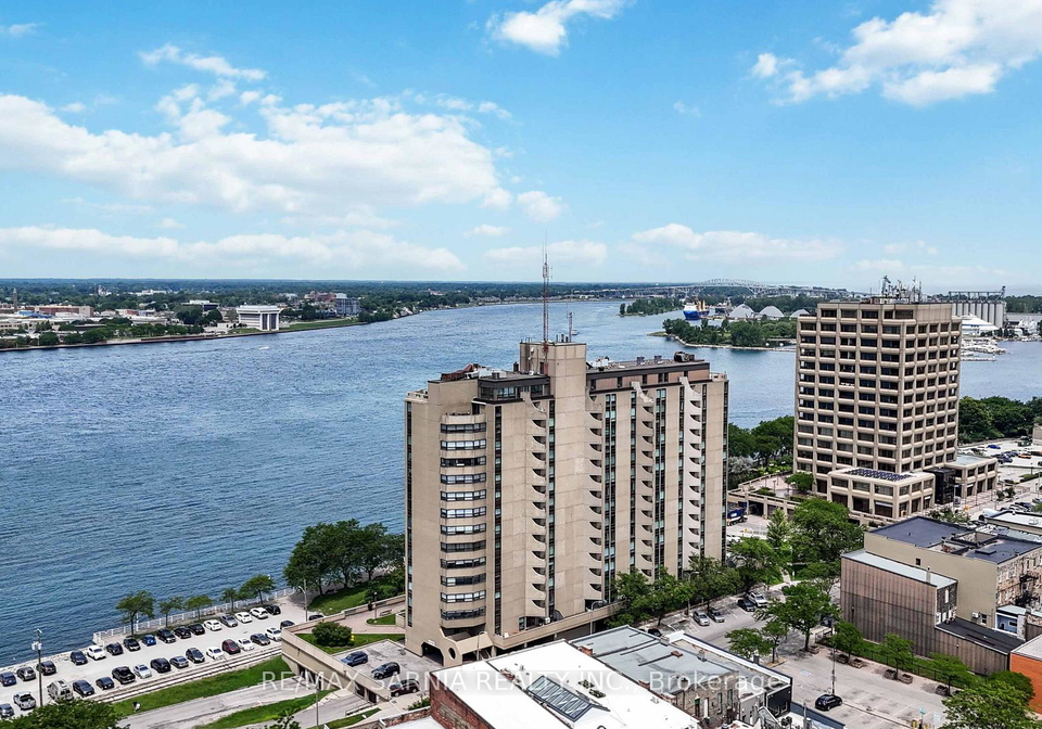 155-front-street-n-sarnia-ontario-x13790514