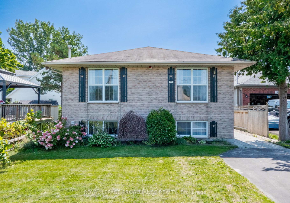 11-carrying-place-road-quinte-west-ontario-x13790586