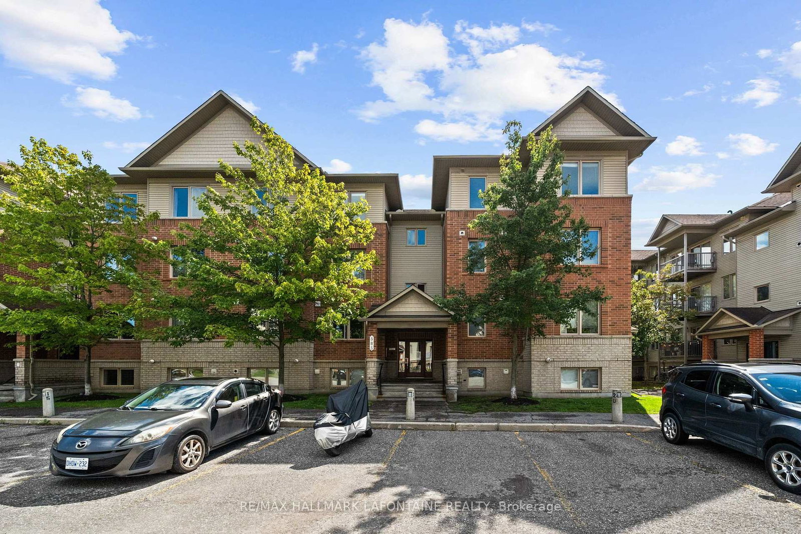 585-stonefield-private-ottawa-ontario-x13790900