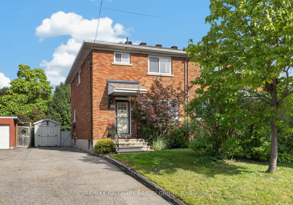 1213-emperor-avenue-ottawa-ontario-x13791040