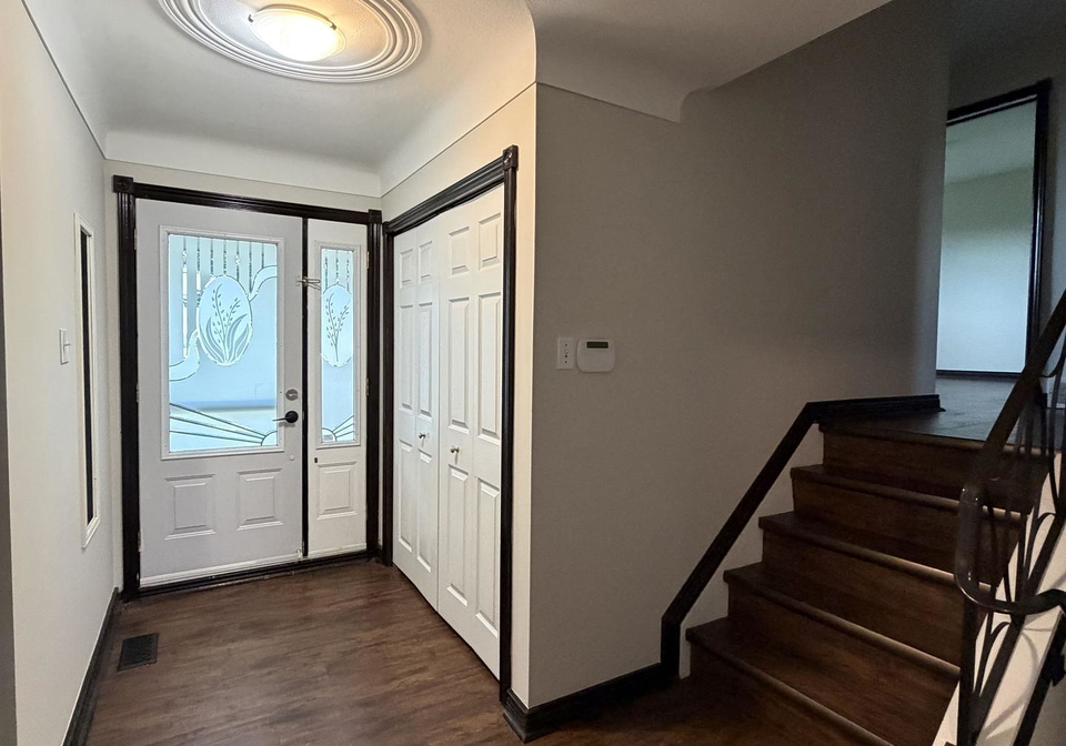 1202-barton-street-hamilton-ontario-x13791212