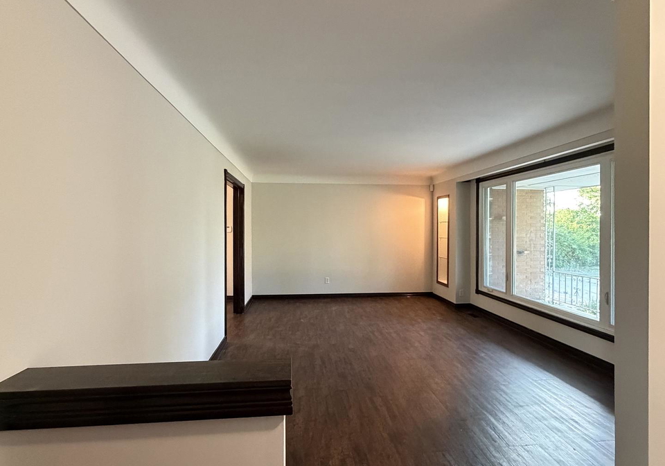1202-barton-street-hamilton-ontario-x13791212