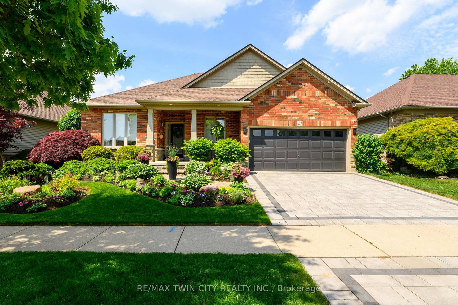 20-cardinal-lane-brant-ontario-x13791288