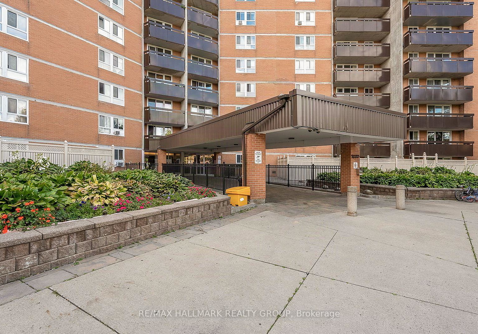 2000-jasmine-crescent-ottawa-ontario-x13791434