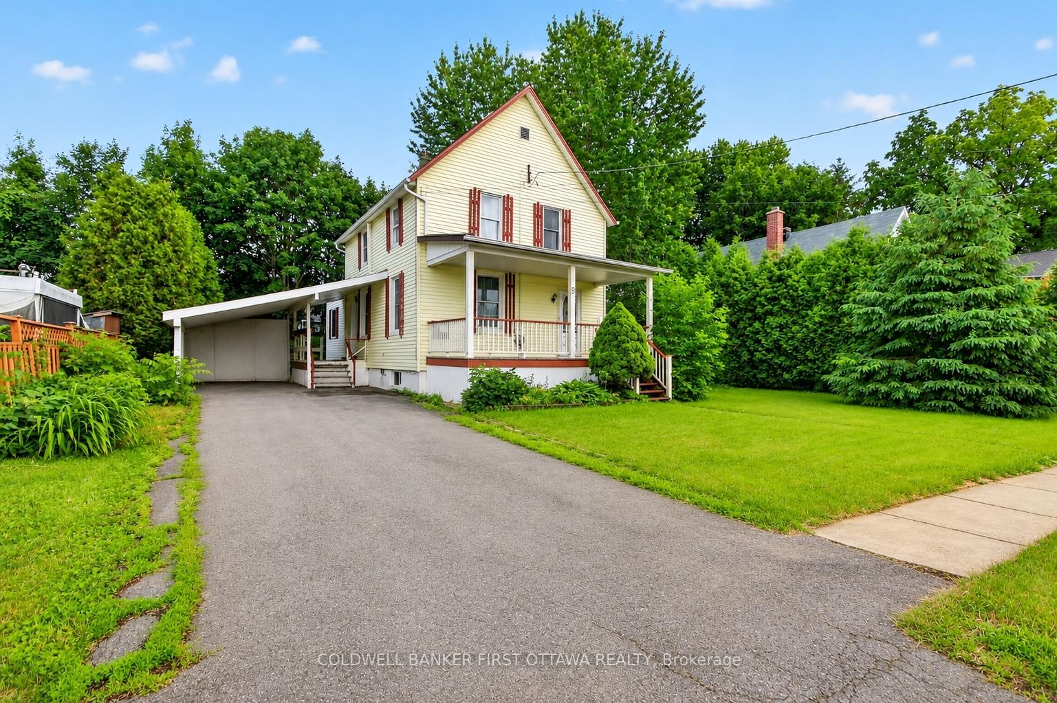 9-maud-street-south-dundas-ontario-x13791460