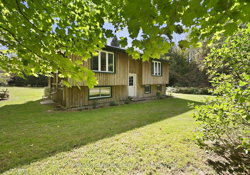 6043-511-highway-lanark-highlands-ontario-x13791672