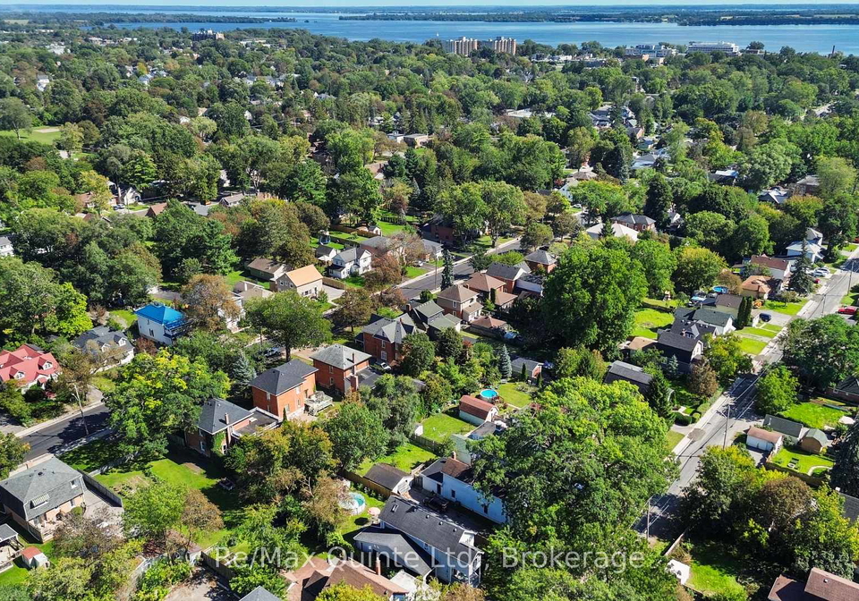 298-bleecker-avenue-belleville-ontario-x13791752