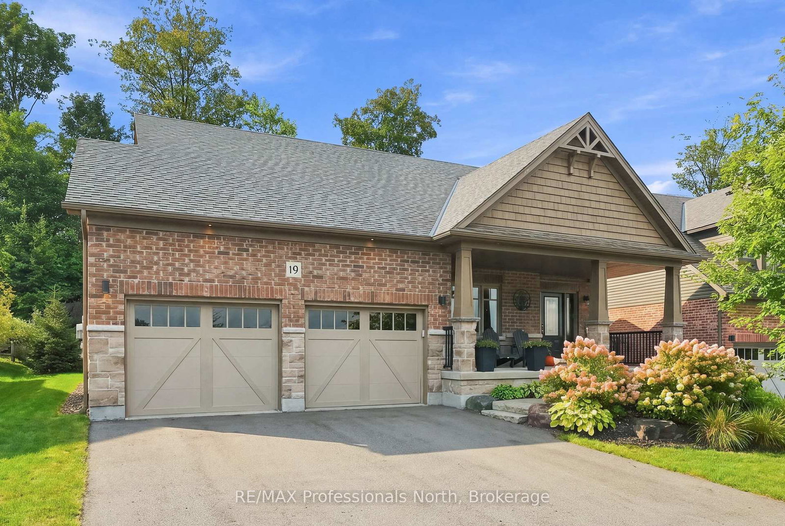 19-selkirk-drive-huntsville-ontario-x13792112