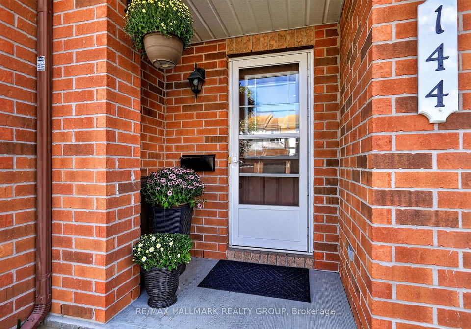 144-marrissa-avenue-ottawa-ontario-x13792196