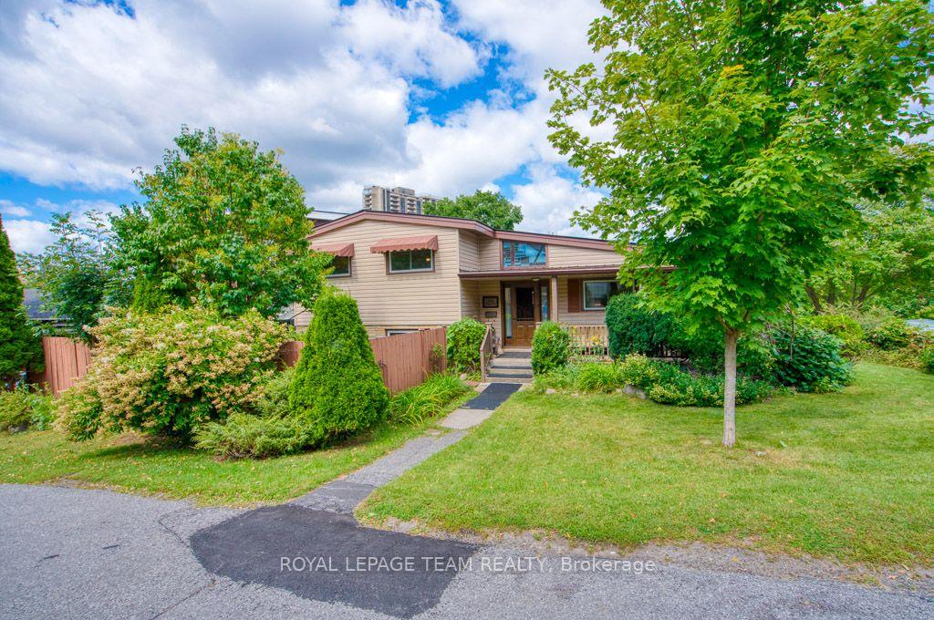 220-ancaster-avenue-ottawa-ontario-x13792236